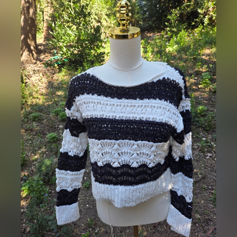 Pilcro Anthropologie Palmer Open Stitch‎ Pull Over - Picture 3 of 8
